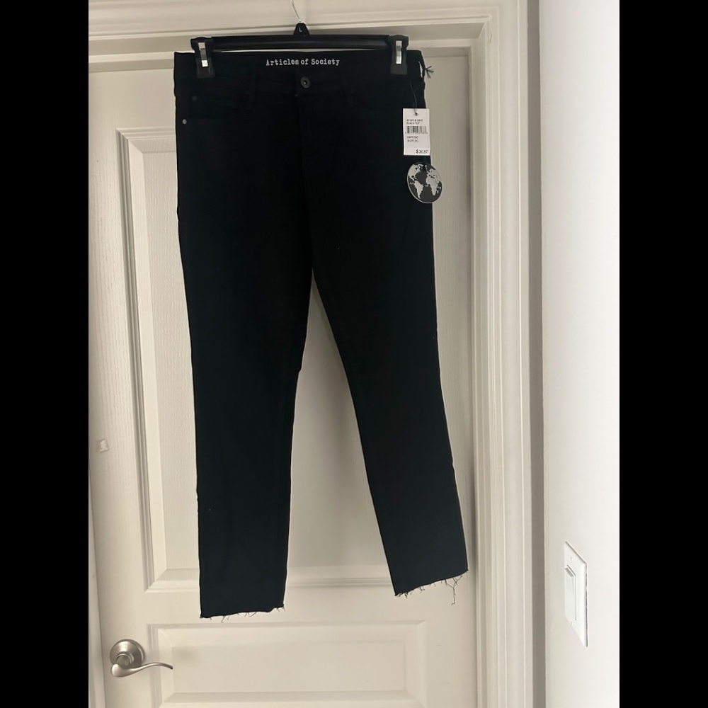 Articles of Society Womens Super-Soft Classic Skinny Fit Jeans, Black